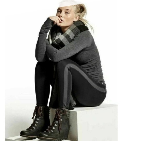Athleta Street To Summit Tight Fleece Lined Reflective Legging Pants Black - Picture 1 of 10